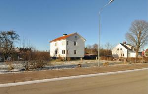 Nice Apartment In Bäckefors Bengtsfors