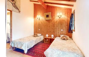 Maisons de vacances Awesome Home In Val De Louyre Et Caude : photos des chambres