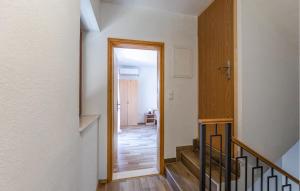 3 Bedroom Gorgeous Home In Kremena