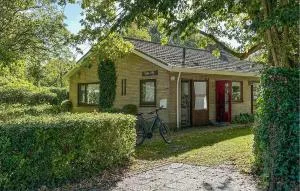 2 Bedroom Nice Home In Oostkapelle - أوستكابيلي