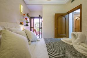 Free Airport Pickup Included - Fully Equipped 3-Bedroom Apartment with Pool, Parking and WiFi near Majorelle, Gueliz and Jemaa el-Fna