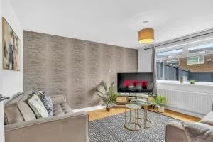 Newcastle Weekly & Monthly Offers, New 3 Bed House, Contractors, Families, Relocations Stays - Heddon on the Wall