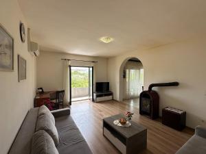 Beachfront Olive Retreat - Your Escape to Peace