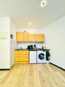 Central King Studio - 10 mins walk from Downtown