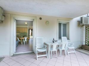 Apartment Gelso - GDO 202 by Interhome