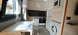 Sabaris, Baiona, apartamento con terraza