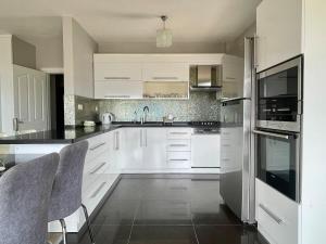 Deniz Manzaralı, Plaja 100 Metre, Luks Daire 3