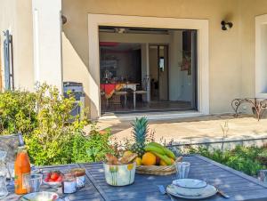 Villas Les Bellonis - Villa au pied du Mont Ventoux : photos des chambres