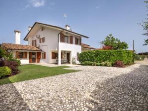 Holiday Home Villa Stelis by Interhome