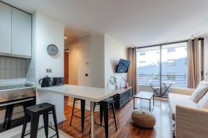 Diego de Velasquez Apartments by Mr BnB