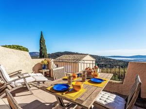 Apartment Village de Silhouette-6 by Interhome