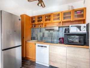 Apartment Port de la Gavine I-4 by Interhome