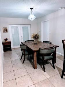 4BR Home Near Disney & Universal