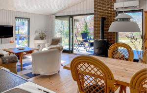3 Bedroom Awesome Home In Nykøbing Sj