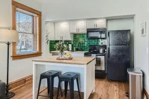 1st Ave by Modern Midstay - Wash Park & SoBo #F2 - 恩格尔伍德