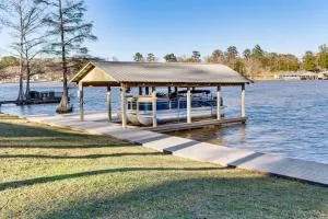 Tranquil Gantt Lake Home with Deck and Patio! - Luverne