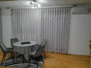 Kocovski Apartment