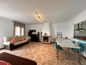 Chalet con piscina privada, dos baños para 6 pax