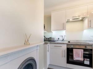 Sea View Apartment Near The Beach and Town Center