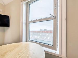 Sea View Apartment Near The Beach and Town Center