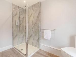 Sea View Apartment Near The Beach and Town Center