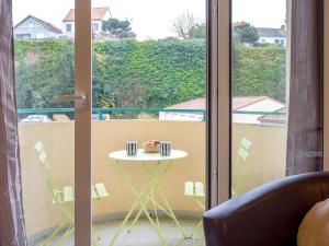 Apartment La Falaise by Interhome