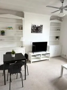 1 bed Apt in Shepherds Bush-Westfield - London