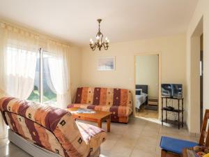 Apartment Hortensias 1 by Interhome