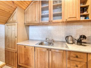 Holiday Home Maklen by Interhome