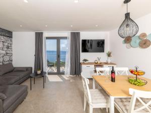 Holiday Home Marika by Interhome