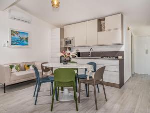 Apartment Attico Dolce Vista by Interhome
