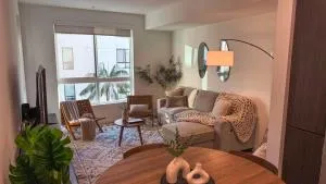 Luxury 1BDR centrally located in Hollywood - Hollywood