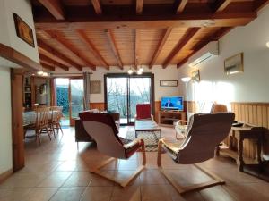 Maisons de vacances L-Auzacoise, chalet tout confort pour un sejour inoubliable : photos des chambres