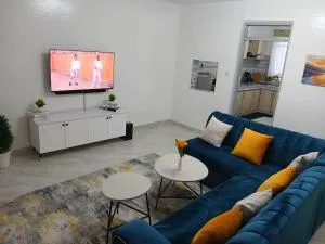 MG's Nest Two bedroom, master ensuite bnb offering stunning views of Mount Kenya - Timau