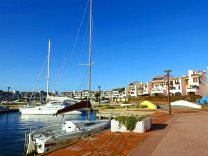 Appartements Apartment Coudalere-Guadeloupe-9 by Interhome : photos des chambres