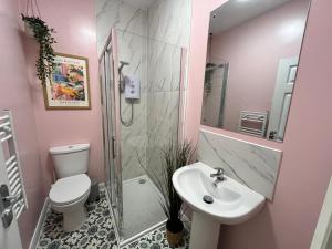 Heart of Torquay by harbourside, perfect location!