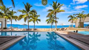 New Oceanfront 1 BR Condo - Gym - Beach - Pool