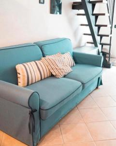 Il Grecale - The Cliff Retreat