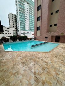 Apto vista mar, pé na areia #013