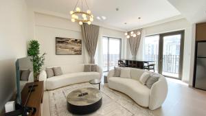 Spacious 3BR, Private Beach Access