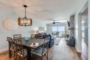 Regency Towers 1018 Beachfront unit