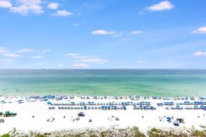 Regency Towers 1018 Beachfront unit