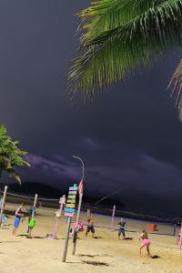 Kitnet Praia Grande 4 minutos da praia