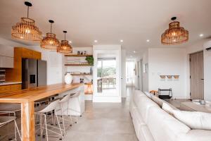 Modern 2BR CondoC32 in Playa Venao for Nomads