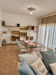 Independent villa, superb view of the sea