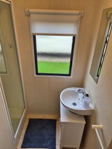 A&J Caravan Hire Golden Gate Towyn