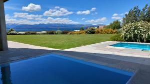 ALIWEN BARILOCHE - Excelente Departamento con Piscina y Cochera