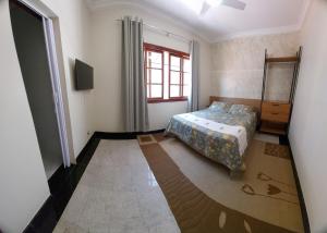 Casa na Praia Ponta da Fruta, 4 quartos com ar condicionado, piscina, Sauna e hidromassagem