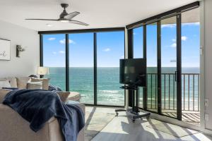 Edgewater Windward 508 - Newly Renovated Corner Condominium!