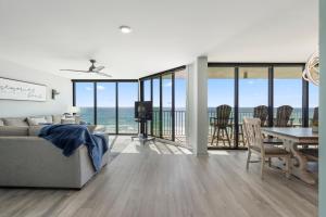 Edgewater Windward 508 - Newly Renovated Corner Condominium!